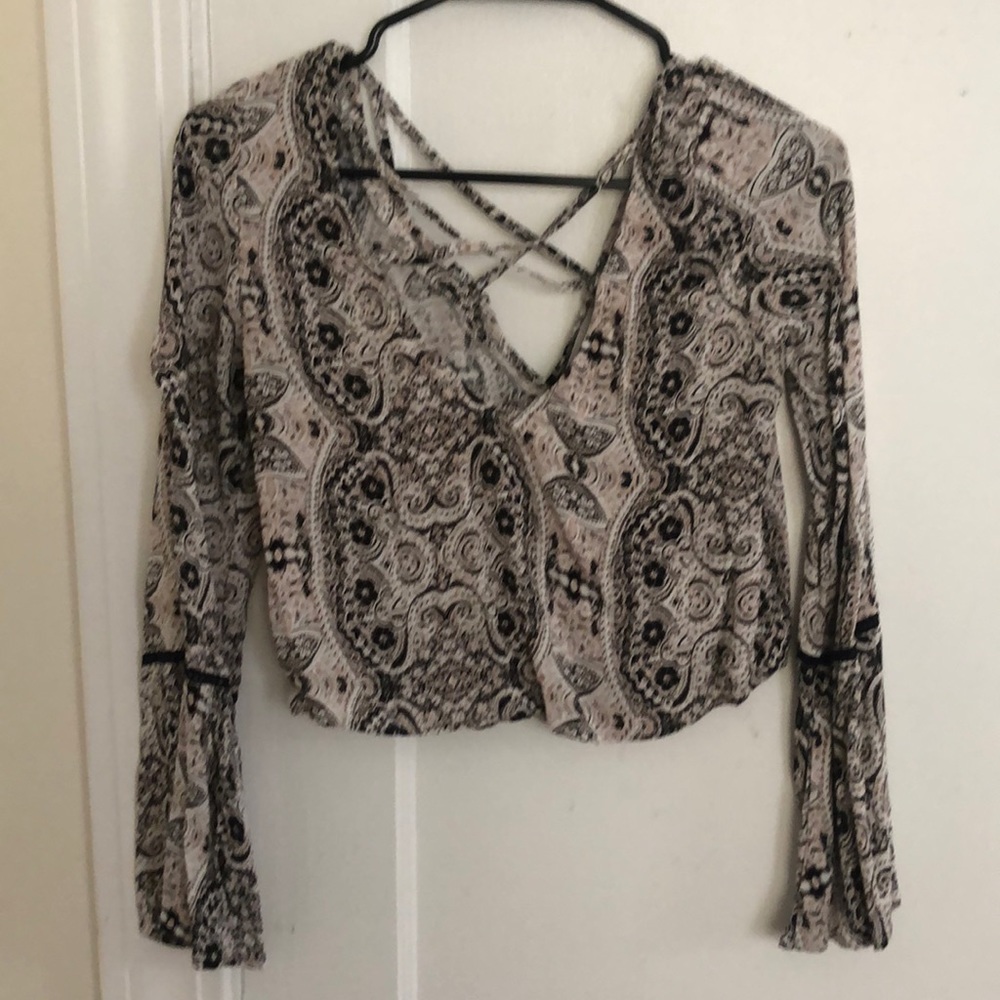 Flowy Kendall and Kylie long sleeve blouse